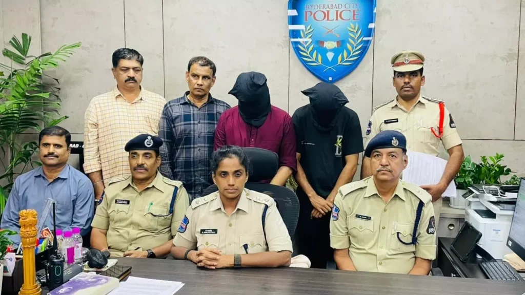 Vijay Shankar Lal Jewelers theft case cracked; 2 held, Rs 1.5 Cr worth jewelry seized